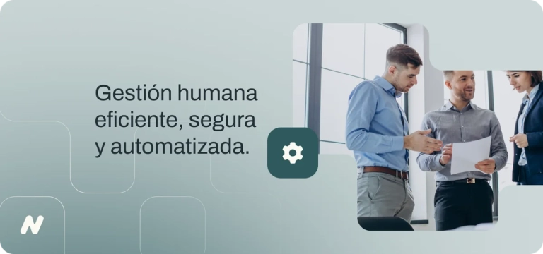 Equipo de RRHH revisando documentación en la oficina, ilustrando la gestión de personal con Nodum RRHH